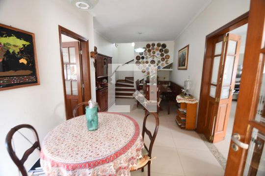 Sala de Jantar de casa de condomínio à venda com 3 quartos, 500m² em Bairro das Palmeiras, Campinas