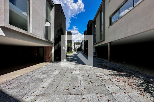 Área Comum de casa à venda com 4 quartos, 712m² em Jardim Cordeiro, São Paulo