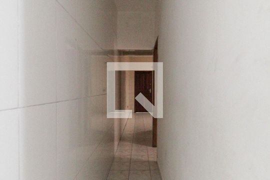 Corredor de casa à venda com 4 quartos, 180m² em Vila Taquari, São Paulo