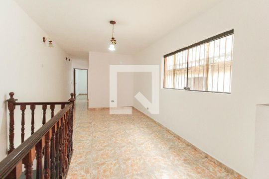 Sala de casa à venda com 4 quartos, 180m² em Vila Taquari, São Paulo