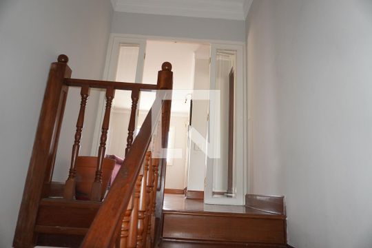 Sala 2 - Escada de apartamento à venda com 5 quartos, 578m² em Cerqueira César, São Paulo