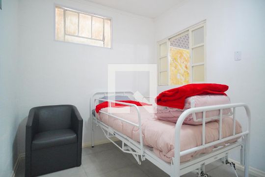 Quarto 1 de casa à venda com 4 quartos, 400m² em Jardim Sabará, Porto Alegre