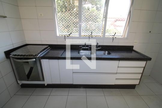 Cozinha de apartamento à venda com 3 quartos, 117m² em Jardim São Paulo, São Paulo