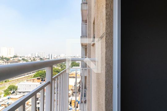 Varanda de kitnet/studio à venda com 1 quarto, 30m² em Vila Ré, São Paulo