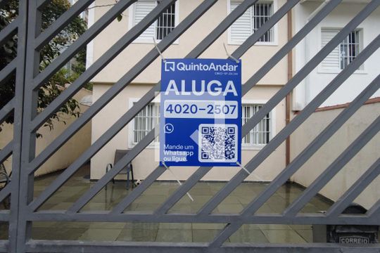Plaquinha de casa para alugar com 3 quartos, 79m² em Cidade Vargas, São Paulo