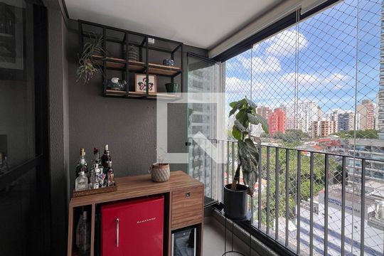 Varanda de apartamento para alugar com 2 quartos, 52m² em Pinheiros, São Paulo