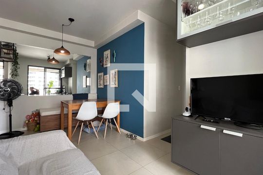 Sala de apartamento para alugar com 2 quartos, 52m² em Pinheiros, São Paulo