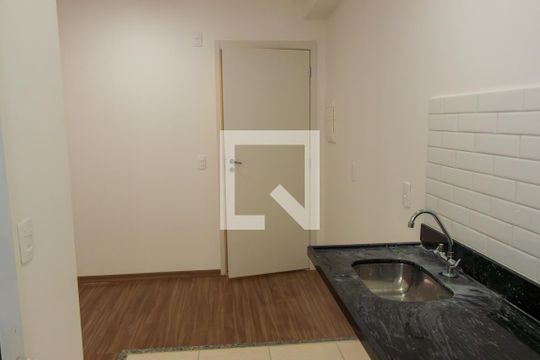 Cozinha de apartamento para alugar com 2 quartos, 44m² em Jurubatuba, São Paulo