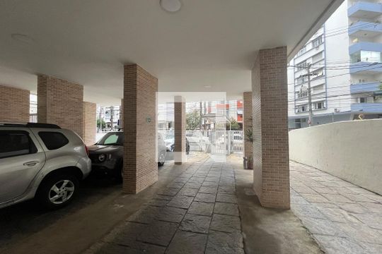 Garagem de apartamento para alugar com 2 quartos, 110m² em Boqueirão, Santos