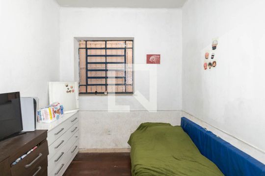 Quarto 2 de casa para alugar com 5 quartos, 192m² em Benfica, Rio de Janeiro