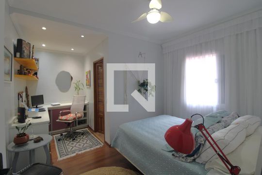 Quarto 1 de casa à venda com 3 quartos, 200m² em Jardim Sabará, São Paulo