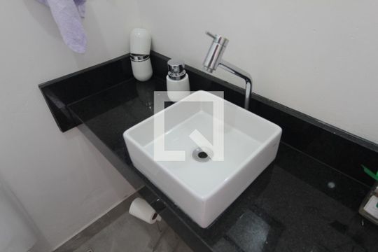 Lavabo de casa à venda com 3 quartos, 90m² em Manacás, Belo Horizonte