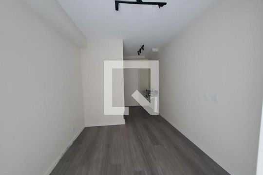 Kitnet/Studio à venda com 1 quarto, 25m² em Mirandópolis, São Paulo