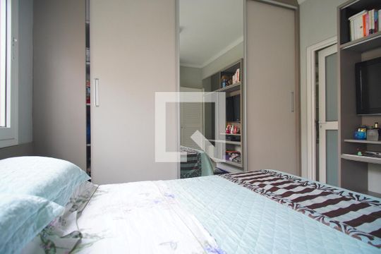 Quarto 1 - Suíte de casa para alugar com 3 quartos, 250m² em São Sebastião, Porto Alegre