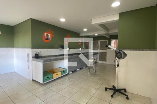 Área comum de apartamento à venda com 3 quartos, 85m² em Jardim Tupanci, Barueri