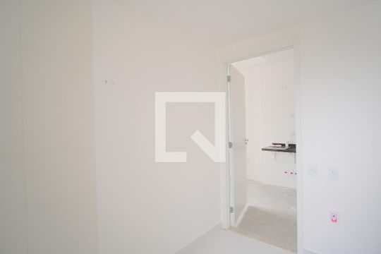 Banheiro de apartamento para alugar com 1 quarto, 27m² em Vila Aricanduva, São Paulo