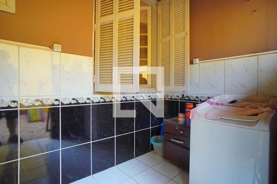Área de Serviço 2 de casa à venda com 4 quartos, 125m² em Independência, Porto Alegre
