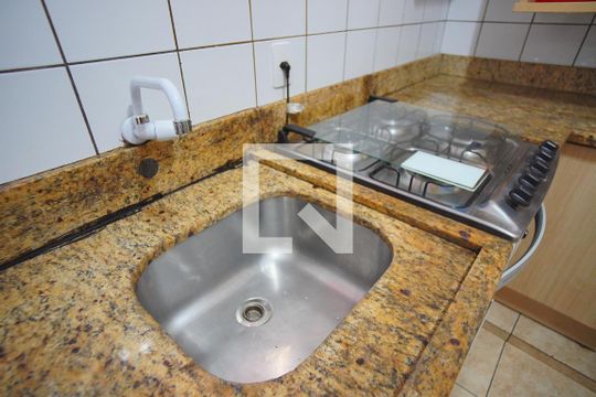 Cozinha de casa à venda com 4 quartos, 125m² em Independência, Porto Alegre