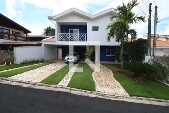 Fachada de casa de condomínio para alugar com 4 quartos, 480m² em Loteamento Caminhos de San Conrado (sousas), Campinas