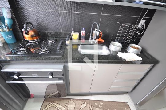 Cozinha de apartamento à venda com 2 quartos, 140m² em Parque Novo Mundo, São Paulo