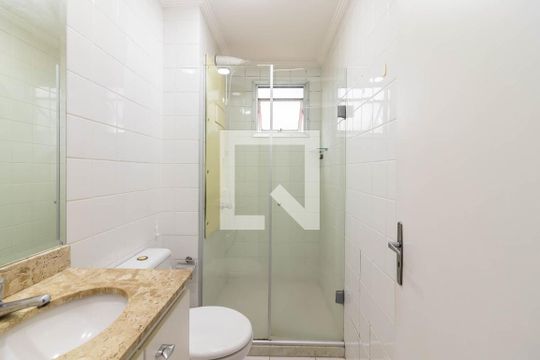 Banheiro de apartamento para alugar com 2 quartos, 49m² em Imirim, São Paulo