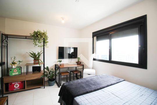 Suíte  de kitnet/studio para alugar com 1 quarto, 25m² em Vila Olímpia, São Paulo