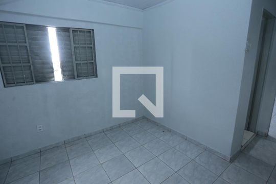 Sala de casa para alugar com 2 quartos, 95m² em Conjunto 8, Brasília