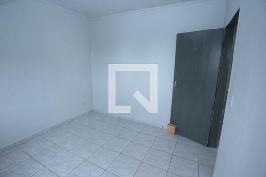 Quarto 1 de casa para alugar com 2 quartos, 95m² em Conjunto 8, Brasília