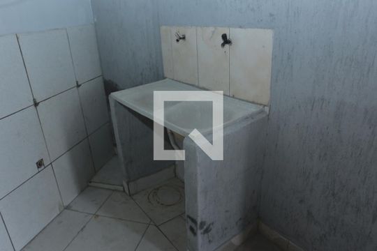 Área de Serviço de casa para alugar com 2 quartos, 95m² em Conjunto 8, Brasília