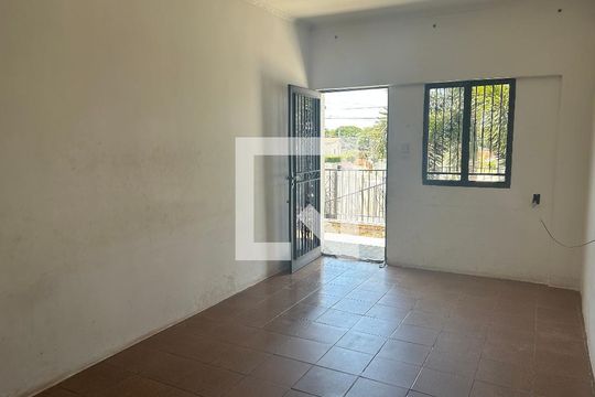 Casa à venda com 3 quartos, 180m² em Vila Georgina, Campinas
