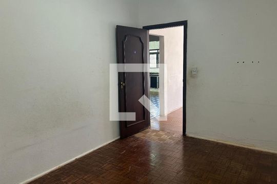 Quarto 1 de casa à venda com 3 quartos, 180m² em Vila Georgina, Campinas