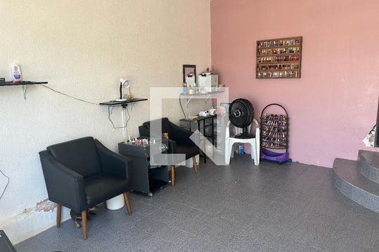 Sala de casa à venda com 3 quartos, 180m² em Vila Georgina, Campinas