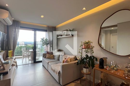 Apartamento à venda com 2 quartos, 60m² em Vila Madalena, São Paulo