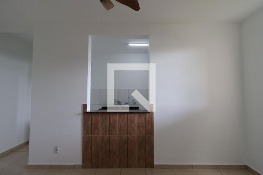 Cozinha de apartamento para alugar com 2 quartos, 39m² em Residencial Jequitibá, Ribeirão Preto