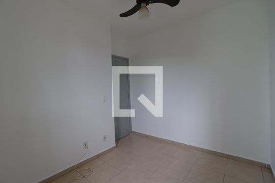 Quarto 2 de apartamento para alugar com 2 quartos, 39m² em Residencial Jequitibá, Ribeirão Preto