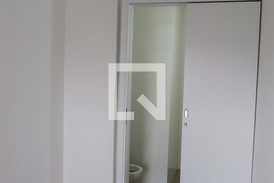 Quarto 2 - Suíte de apartamento para alugar com 2 quartos, 74m² em Centro, Osasco