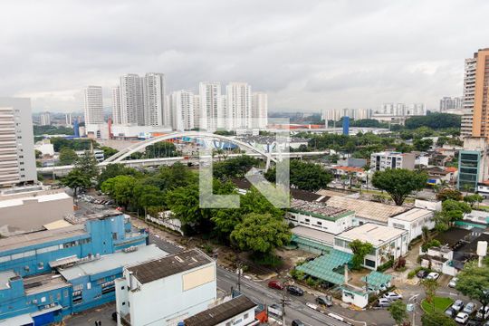 Vista da Sacada de apartamento para alugar com 2 quartos, 74m² em Centro, Osasco