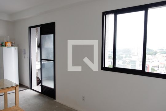 sala de apartamento para alugar com 2 quartos, 74m² em Centro, Osasco