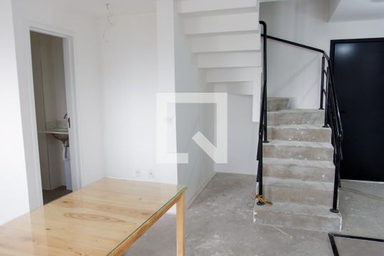 sala de apartamento para alugar com 2 quartos, 74m² em Centro, Osasco