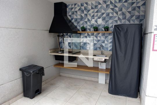 Área comum - Churrasqueira de apartamento para alugar com 2 quartos, 74m² em Centro, Osasco