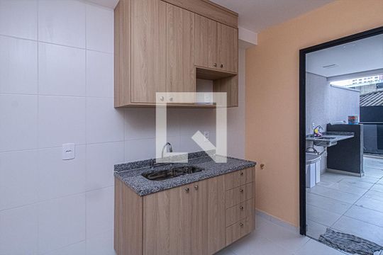 Cozinha de apartamento para alugar com 2 quartos, 74m² em Aclimação, São Paulo