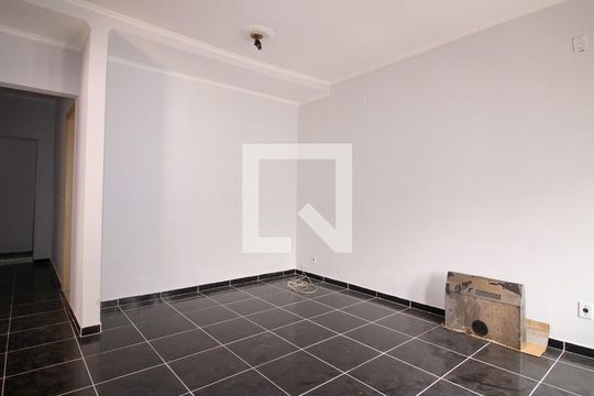 Sala de casa para alugar com 2 quartos, 80m² em Vila União (Zona Leste), São Paulo