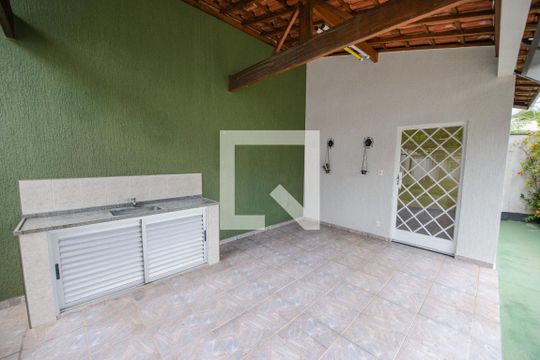 Churrasqueira de casa de condomínio à venda com 3 quartos, 365m² em Residencial Vila Velha, Taubaté