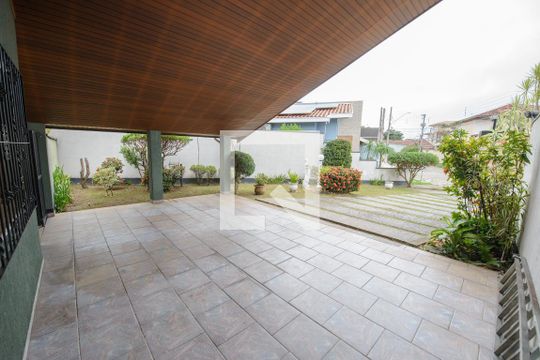Garagem de casa de condomínio à venda com 3 quartos, 365m² em Residencial Vila Velha, Taubaté