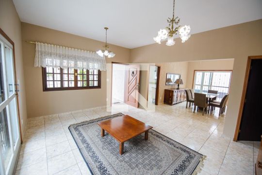Casa de Condomínio à venda com 3 quartos, 365m² em Residencial Vila Velha, Taubaté