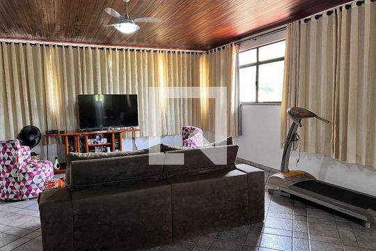 Sala TV de casa de condomínio à venda com 5 quartos, 340m² em Anil, Rio de Janeiro