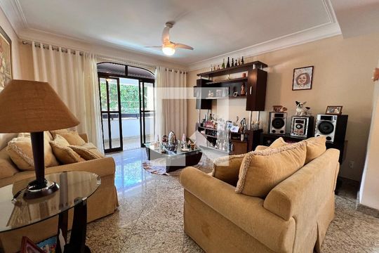 Sala de casa de condomínio à venda com 5 quartos, 340m² em Anil, Rio de Janeiro