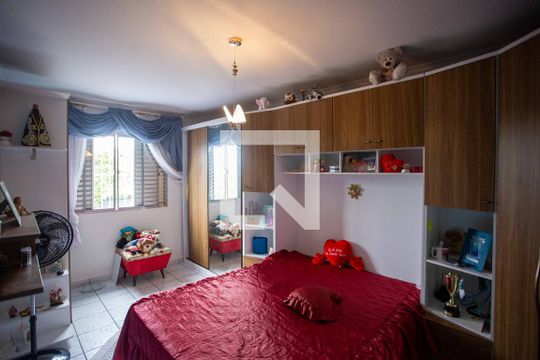 Quarto 1 de casa à venda com 4 quartos, 350m² em Serraria, Diadema