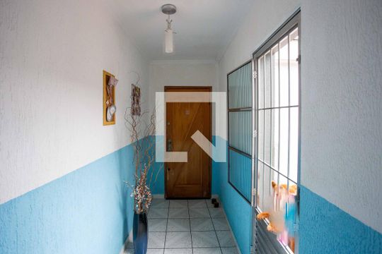 Hall de entrada de casa à venda com 4 quartos, 350m² em Serraria, Diadema