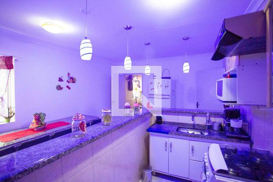 Cozinha de casa à venda com 4 quartos, 350m² em Serraria, Diadema